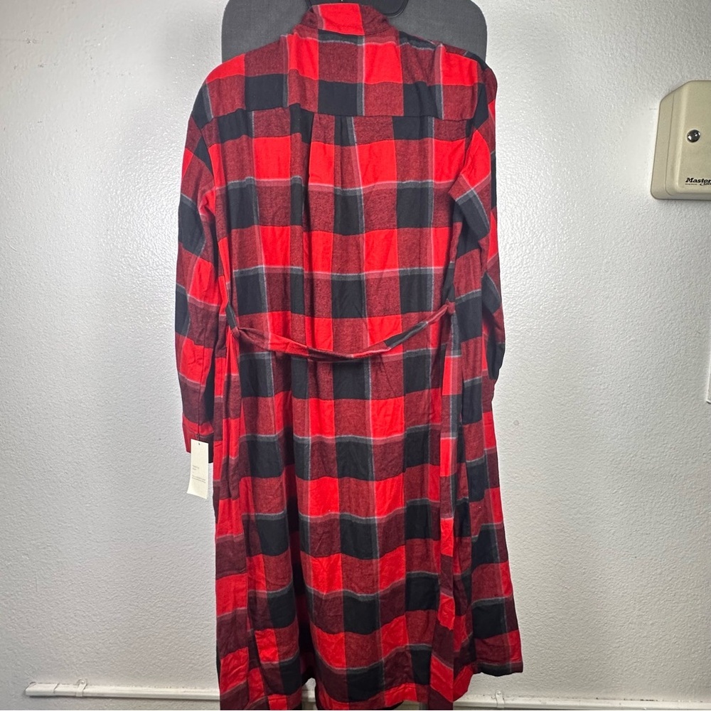 Stars Above Red and Black Plaid Robe - Picture 5 of 6